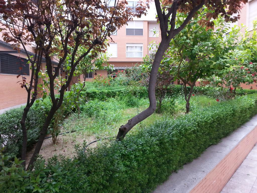 Apartamento Buhaira Sevilla Eksteriør bilde